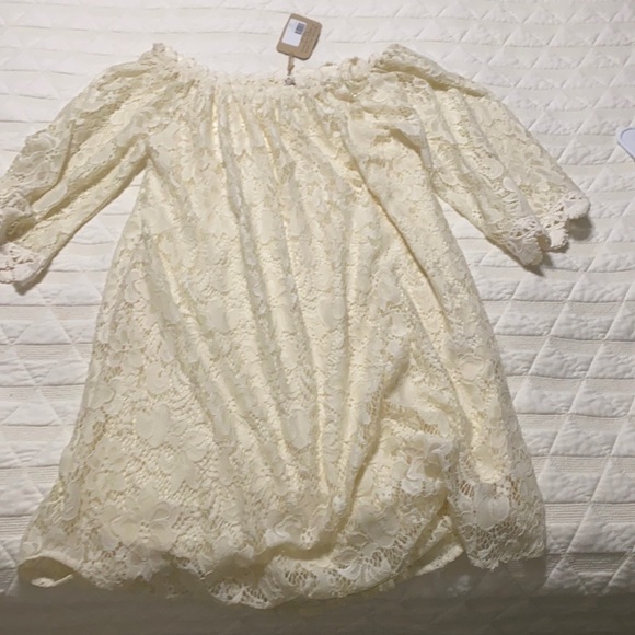 Umgee Dresses & Skirts - Lace dress